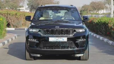 2025 JEEP GRAND CHEROKEE LIMITED PLUS LUXURY V6 3.6L 4X4 GCC With 3 Years Or 60,000 Km Warranty-3