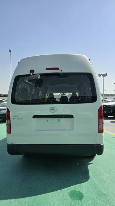TOYOTA HIACE HIGHROOF CARGO-2