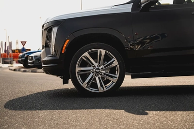 Cadillac Escalade ESV Sport Platinum 6.2L V8 4WD 2026 Brand New American Specs-2