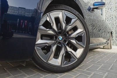 BMW 7 Series 740 2023-18
