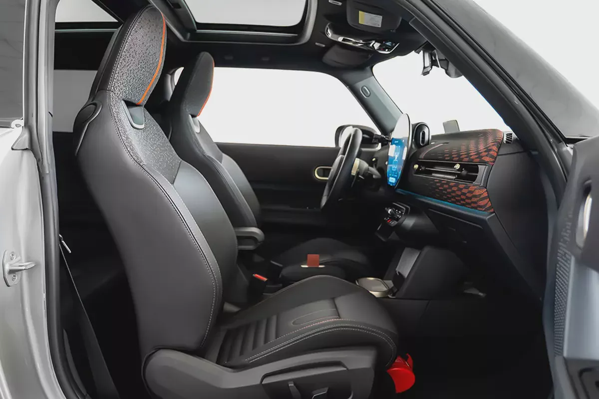 AED 2,781 / 60 months | 0% DP | 2025 MINI Cooper S JCW  / MINI Warranty & MINI Service pack-7-7