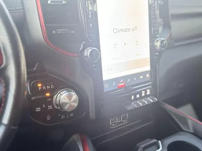 RAM 1500 REBEL-12