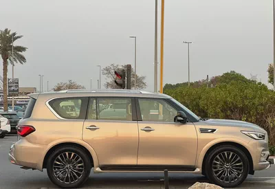 Infiniti QX80 Luxury 2021 | GCC Specs | Low Mileage | Full Service History-5