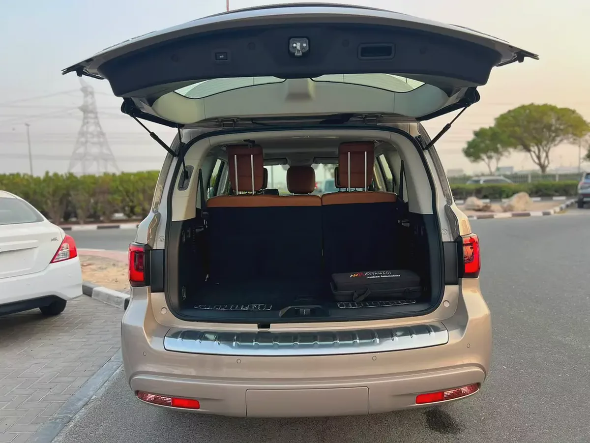 Infiniti QX80 Luxury 2021 | GCC Specs | Low Mileage | Full Service History-15-15