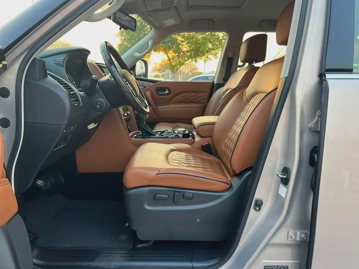 Infiniti QX80 Luxury 2021 | GCC Specs | Low Mileage | Full Service History-18-18