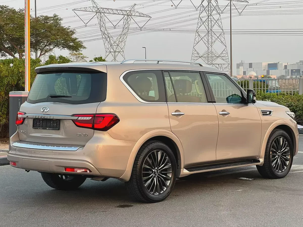 Infiniti QX80 Luxury 2021 | GCC Specs | Low Mileage | Full Service History-4-4