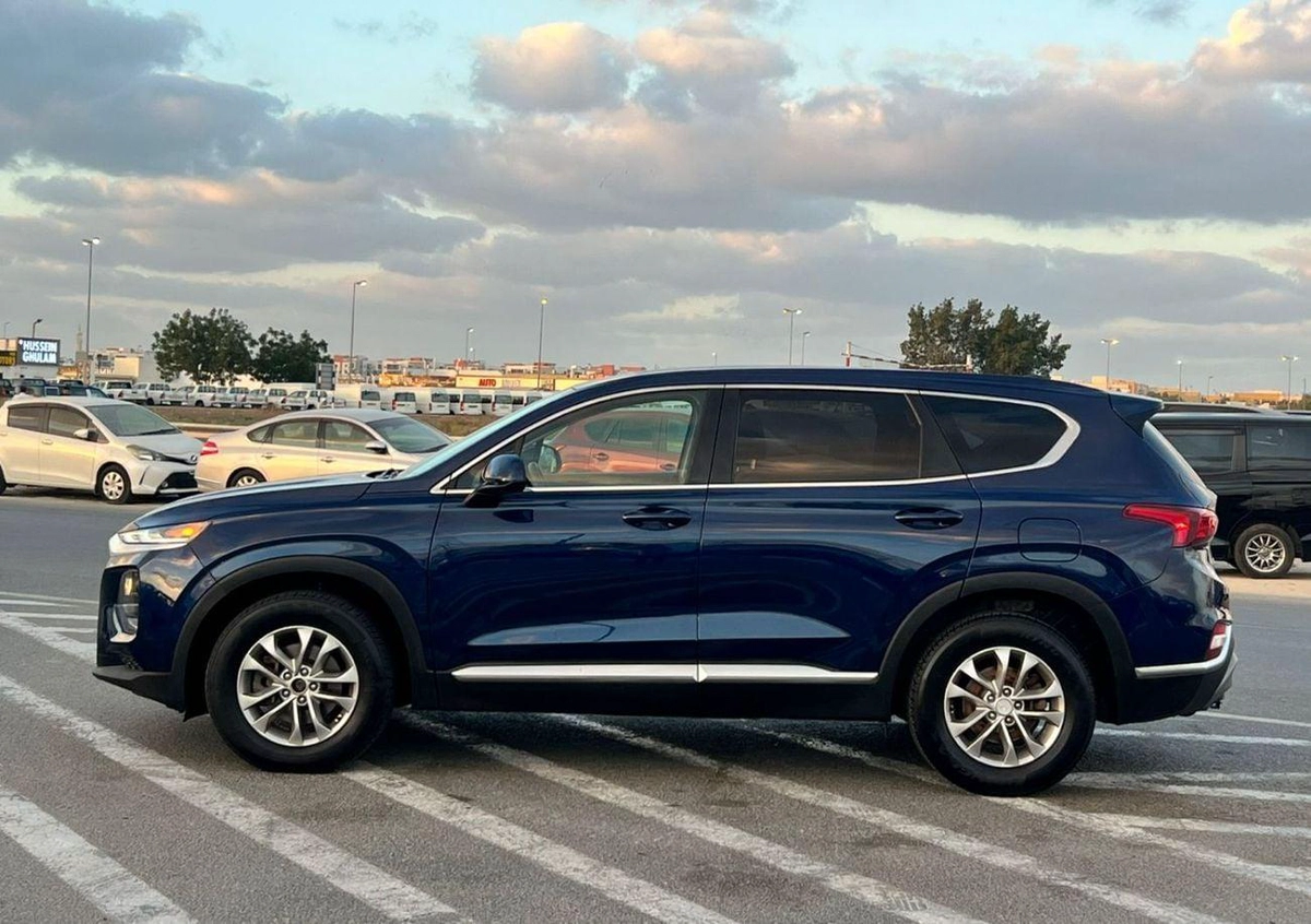 Hyundai Santa Fe 2019 Hyndai Santafe Fe Se 2.4L V4 FWD - Rear Camera & Sensor-3-0