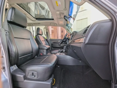 MITSUBISHI PAJERO 2015 GLS TOP FULL OPTION GCC IN EXCELLENT CONDITION-4