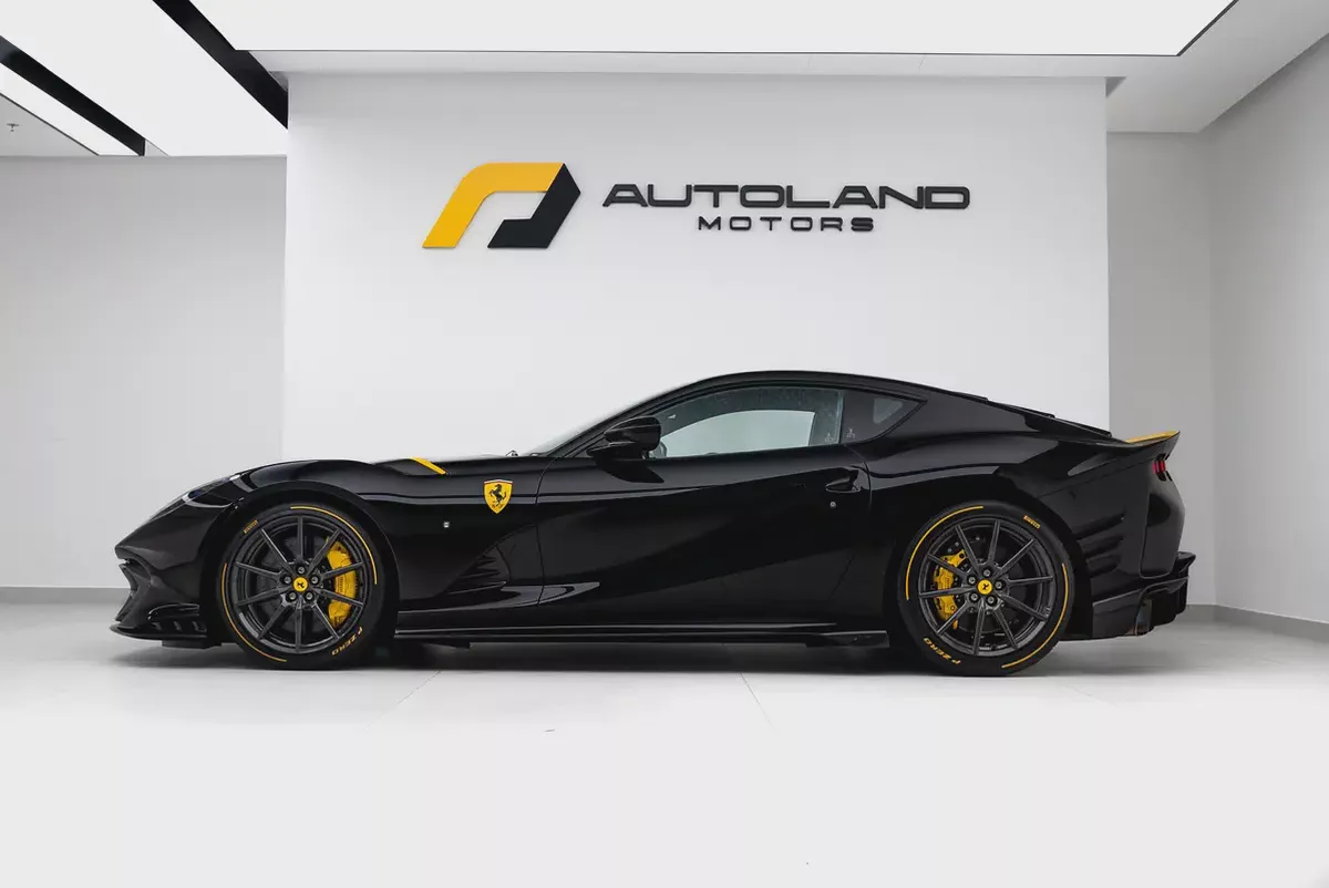 2023 FERRARI 812 COMPETZIONE.-2-2