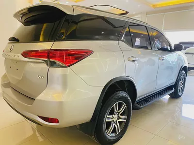 للبيع تويوتا فوتشنر V6 موديل 2018 مواصفات خليجية-5