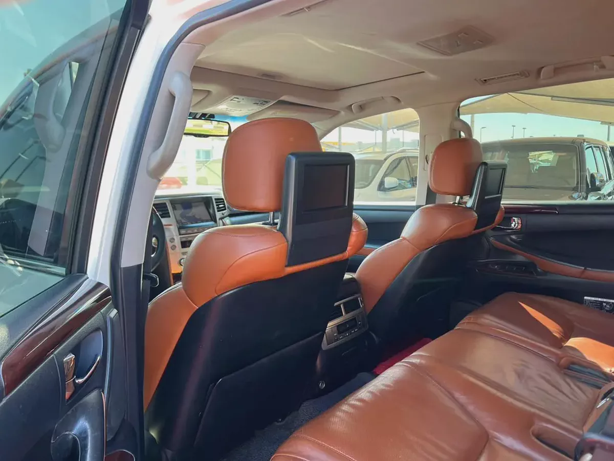2012 | Lexus LX 570 | GCC | Full Option | 4WD | Ref# 946-11-11