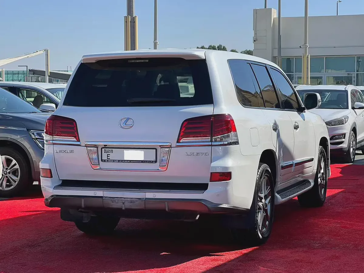 2012 | Lexus LX 570 | GCC | Full Option | 4WD | Ref# 946-5-5