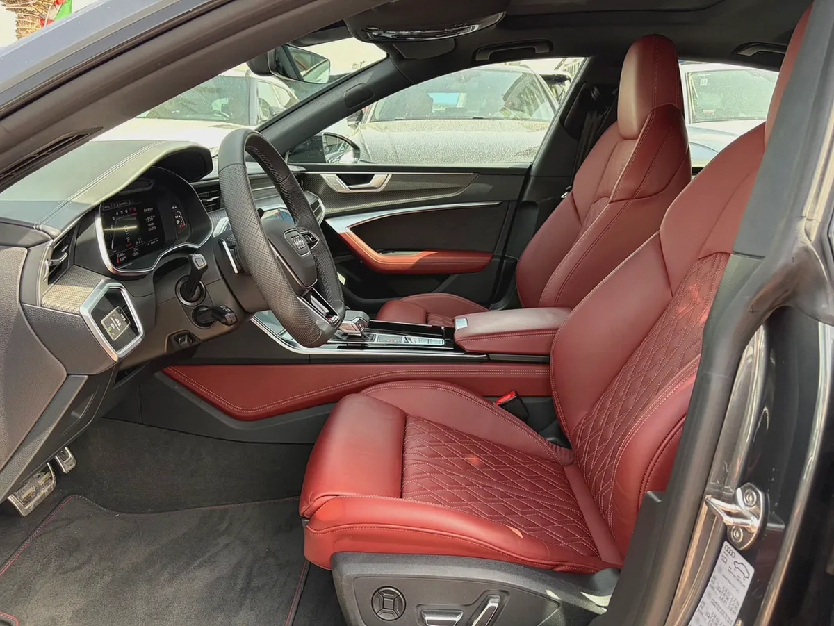 2024 Audi S7 4.0 TFSI quattro - GCC Specs - Brand New-13-13