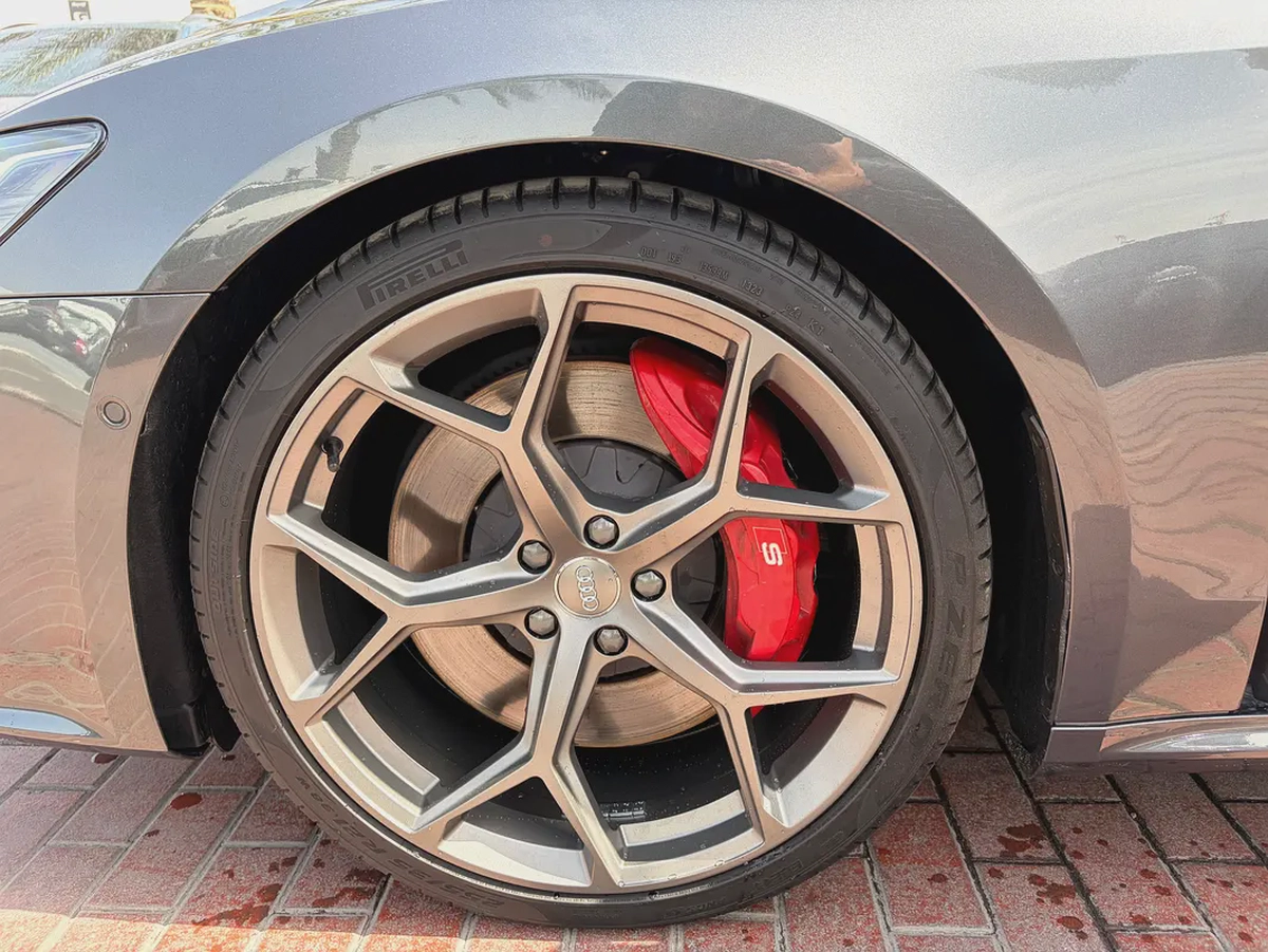 2024 Audi S7 4.0 TFSI quattro - GCC Specs - Brand New-6-6