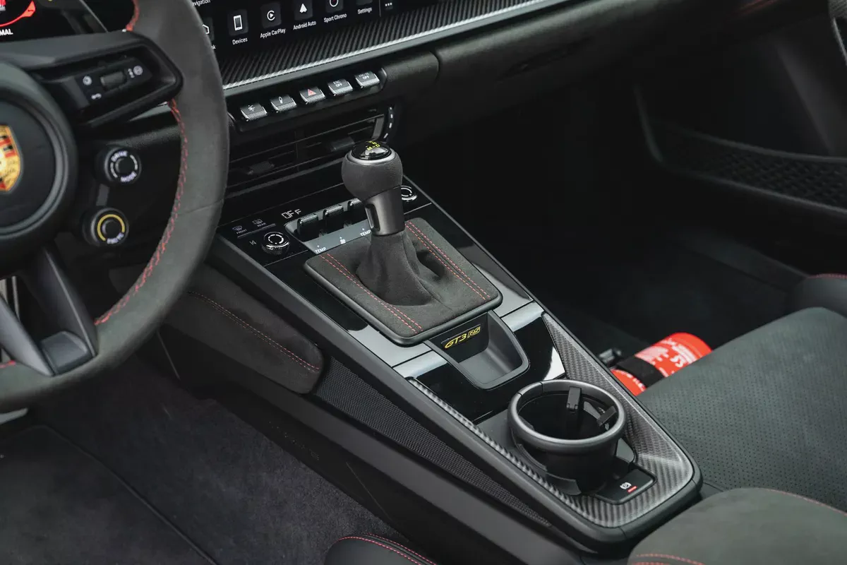 2023 PORSCHE 911 GT3 RS WEISSACH. CARBON CERAMIC BRAKES. SUSPENSION LIFTER. HIGH SPEC. MAIN DEALER S-14-14