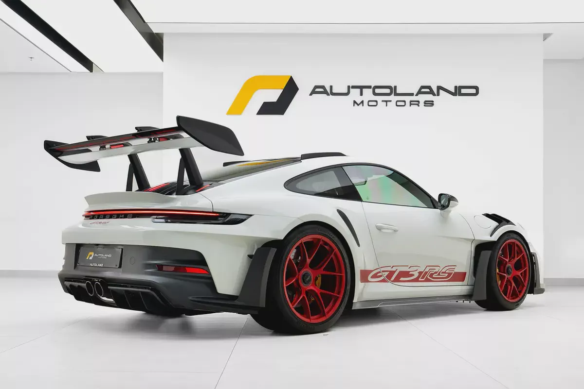 2023 PORSCHE 911 GT3 RS WEISSACH. CARBON CERAMIC BRAKES. SUSPENSION LIFTER. HIGH SPEC. MAIN DEALER S-1-1