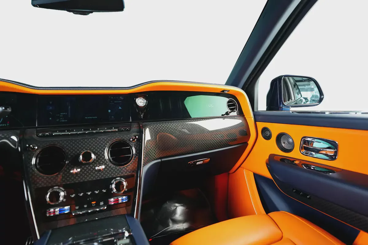 Rolls Royce Cullinan Series II Black Badge-GCC-AGMC Warranty & Service Contract-VIP Seats-Mandarin I-10-10