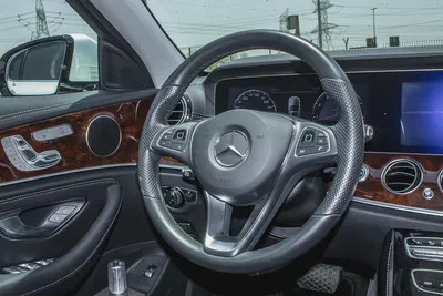 2017 - E400 - IMMACULATE CONDITION - ONLY 16,000 KM DONE-13