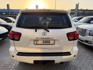 Toyota Sequoia