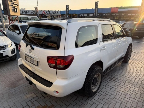 Toyota Sequoia