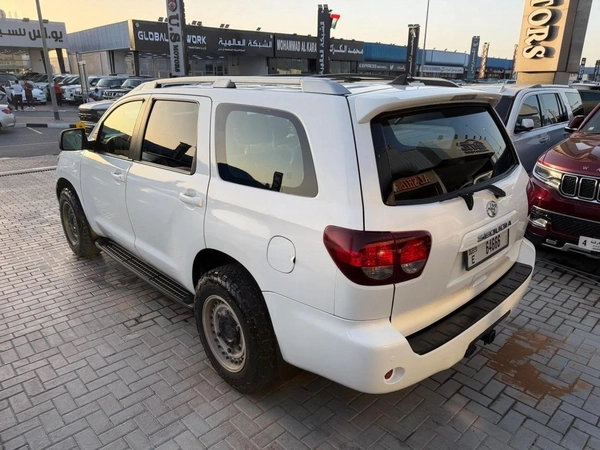 Toyota Sequoia
