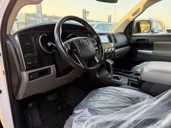 Toyota Sequoia