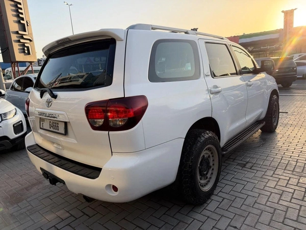 Toyota Sequoia