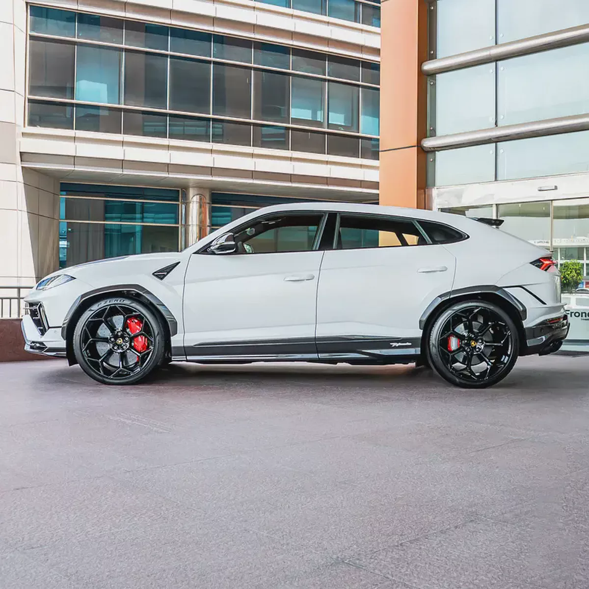 Lamborghini Urus Performante 2024  DONE ONLY 500KM-4-4