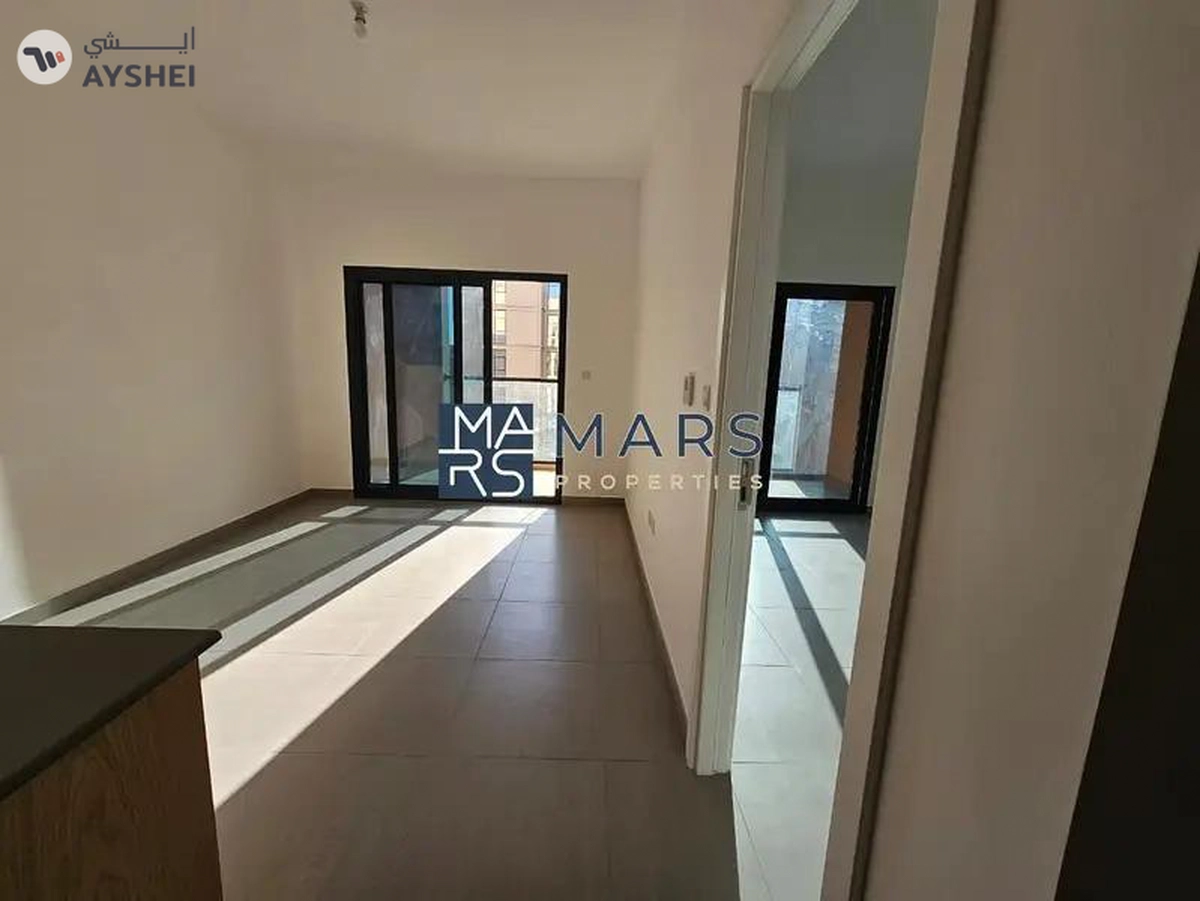 Spacious Layout | Ready to Move In | Prime Location-7-7