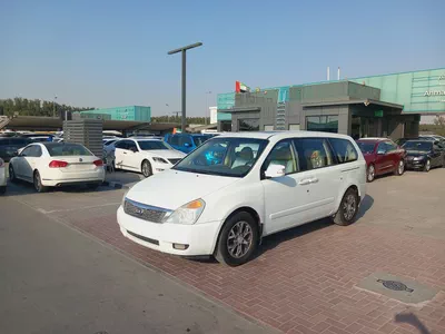 Kia Carnival 2015 Model gcc perfect Condition full option Free accident Smoothly Drive Ready for Reg-2