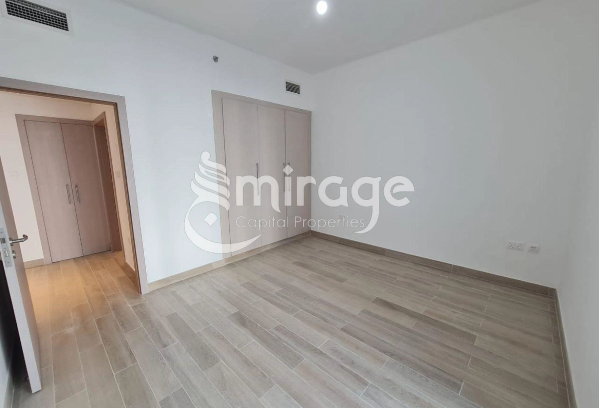 Open Layout | Partial Canal View | Premium Area