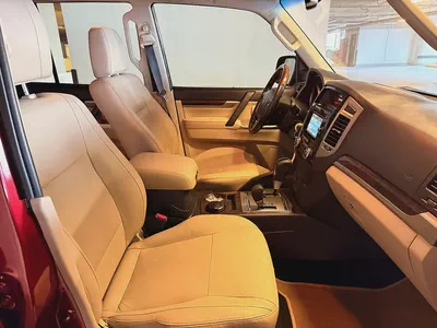 Mitsubishi Pajero GLS V6 3.8 5 Door 2016 Model GCC Specs With Partial Service History-10