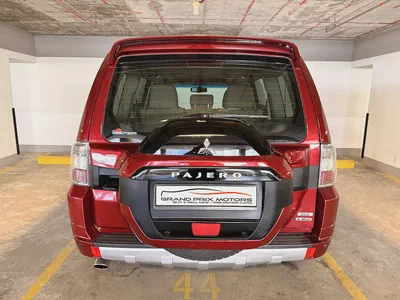 Mitsubishi Pajero GLS V6 3.8 5 Door 2016 Model GCC Specs With Partial Service History-7