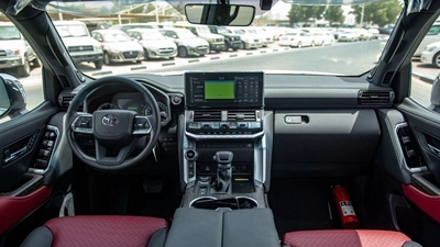 Toyota Land Cruiser TOYOTA LAND CRUISER LC300 VXR 3.3L DIEASEL FULL OPTION 2024-18