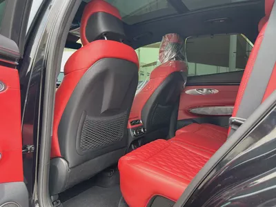 Genesis GV70 2022 Platinum Sport | GCC Specs | Low Mileage | Pristine Condition-15