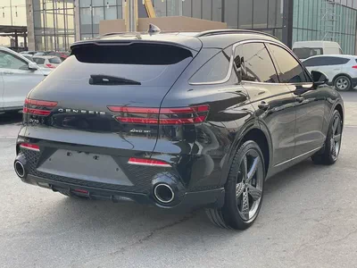 Genesis GV70 2022 Platinum Sport | GCC Specs | Low Mileage | Pristine Condition-3