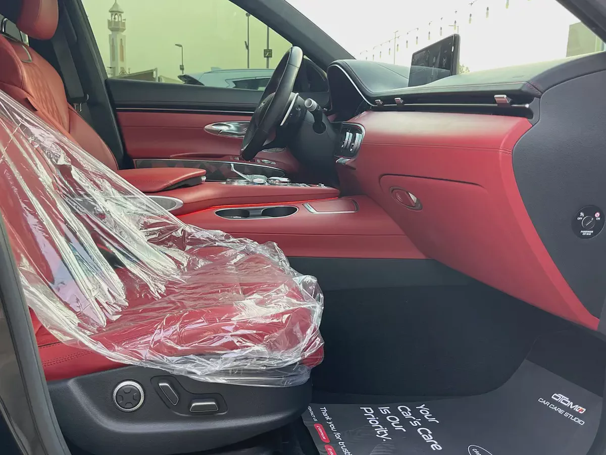 Genesis GV70 2022 Platinum Sport | GCC Specs | Low Mileage | Pristine Condition-10-10