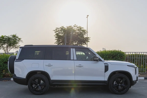 ROX 01 | 7 Seater | Hybrid SUV | Fully Loaded