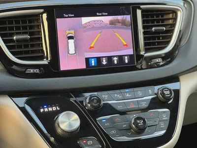 2020 Chrysler Pacifica - American Specs - Excellent Condition-12