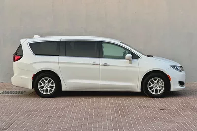 2020 Chrysler Pacifica - American Specs - Excellent Condition-4