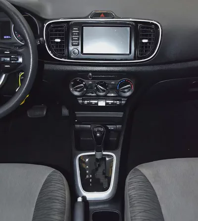 AED 654 EMi at 0% DP | KIA Pegas ( 2024 Model ) in White Color GCC Specs-13