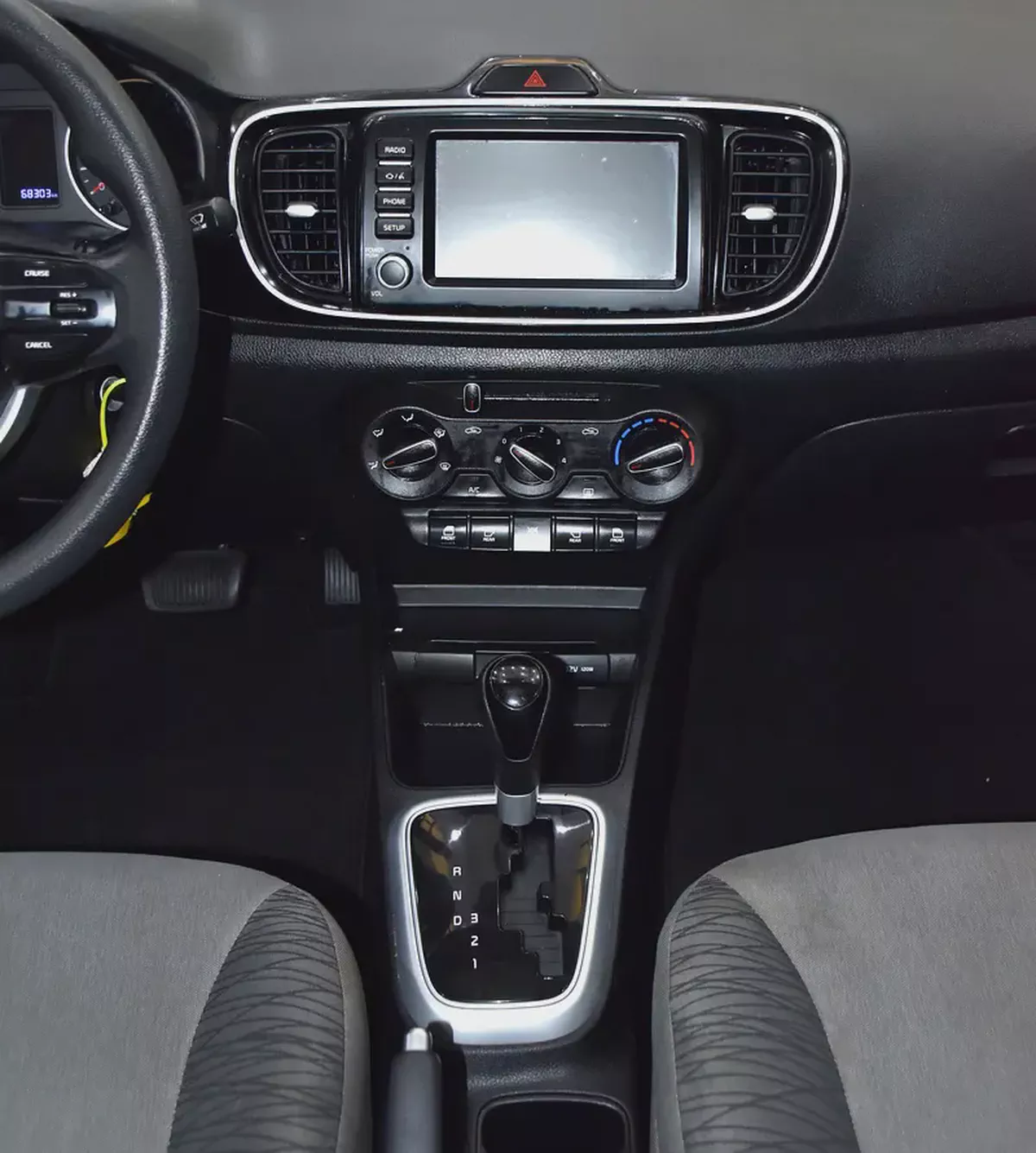 AED 654 EMi at 0% DP | KIA Pegas ( 2024 Model ) in White Color GCC Specs-13-13
