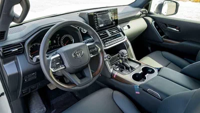 Toyota Land Cruiser VX LC300 VX 4.0P AT MY2024 – WHITE-9