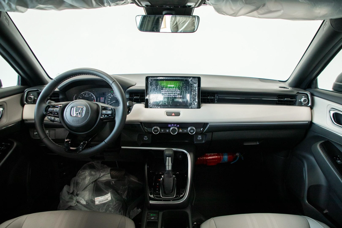 Honda HRV Ex 1.5 2024 GCC-1-1