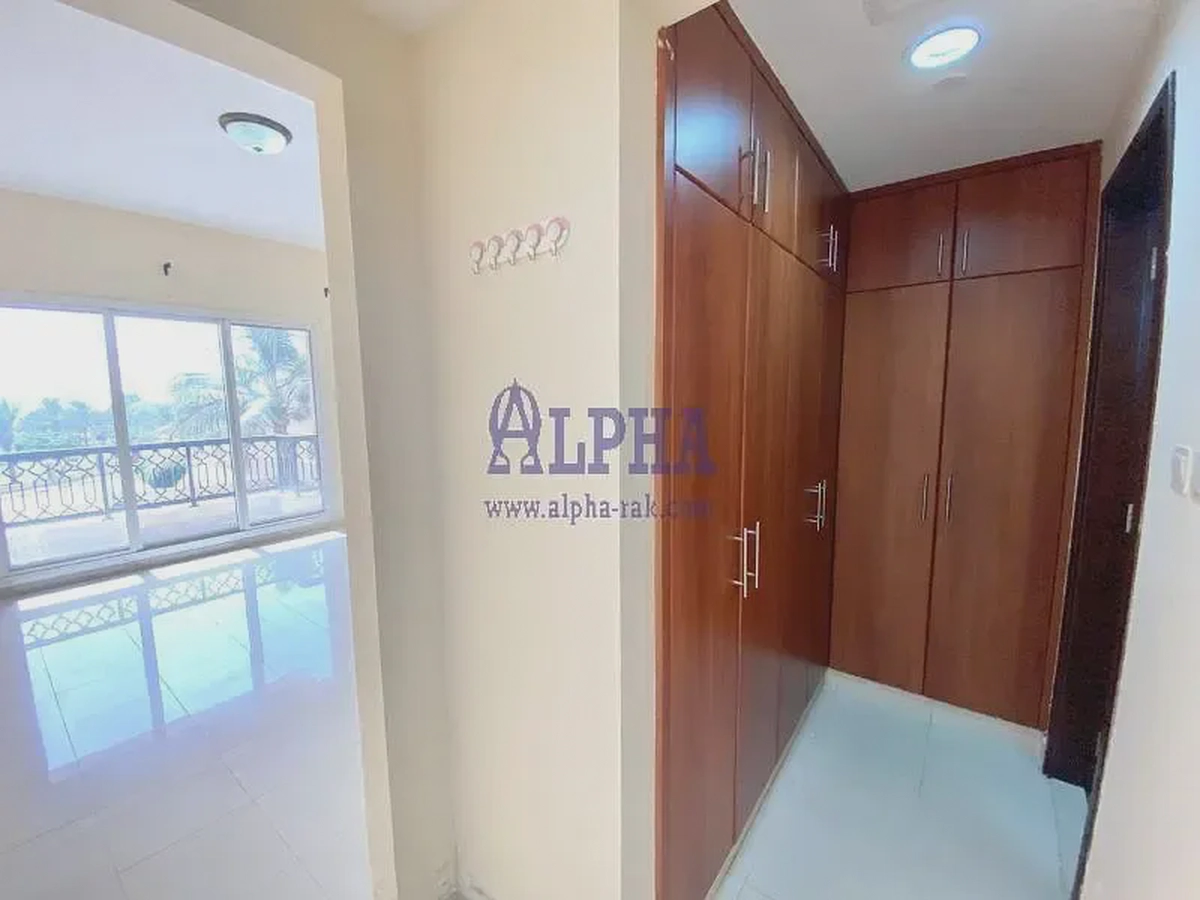 Spacious | Partially Seaview | Steps to The Beach-1-1