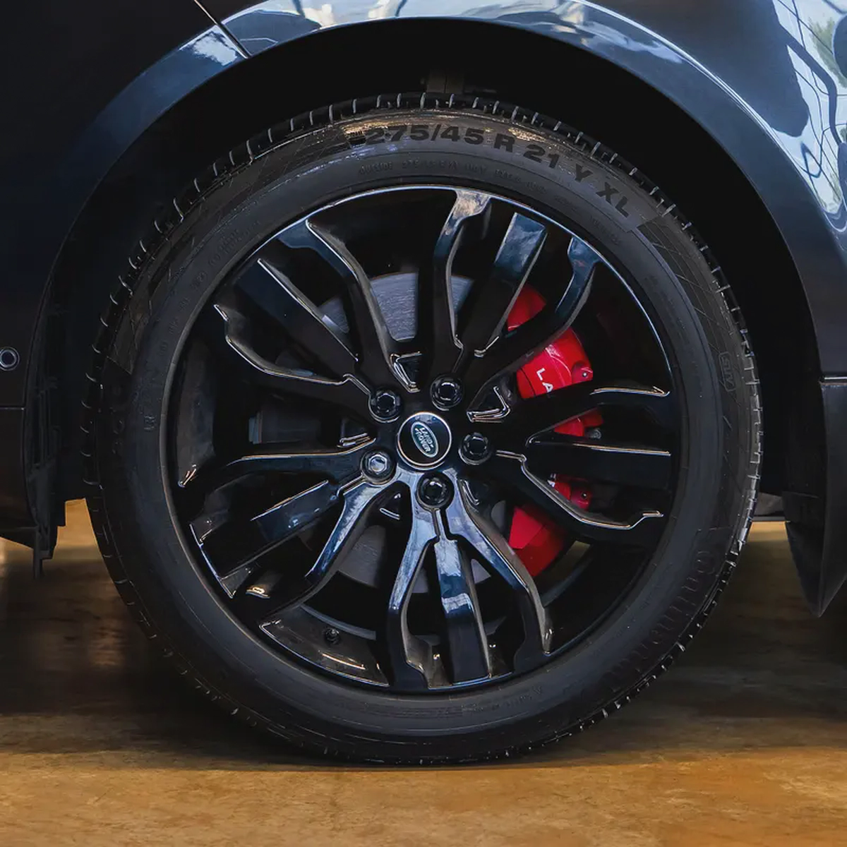 AED 2,490 pm • 0% Downpayment • Range Rover Sport HSE V8 • 1 Year Warranty-5-5