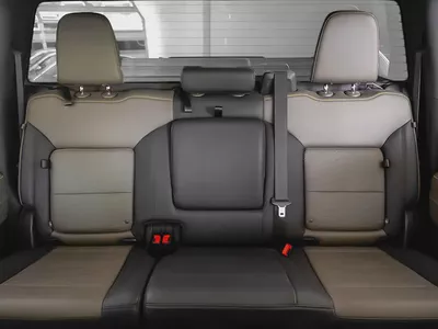 4,420 AED / 60 months | 0% DP | 2024 Chevrolet Silverado ZR2 / Chevrolet Warranty-13