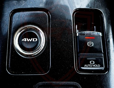 Mitsubishi Outlander GLS FABRIC GLX 3.0L Mitsubishi Outlander | 3.0 L | 2023 | GCC | Accident-Free-3