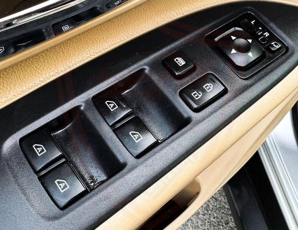 Mitsubishi Outlander GLS FABRIC GLX 3.0L Mitsubishi Outlander | 3.0 L | 2023 | GCC | Accident-Free