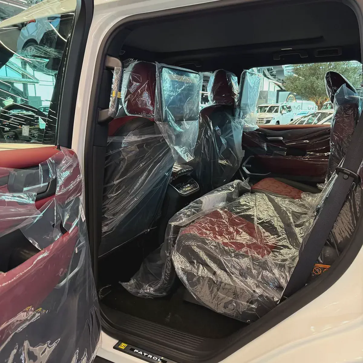 Nissan Patrol 2026, SE Platinum City, GCC Specs -  New-9-9